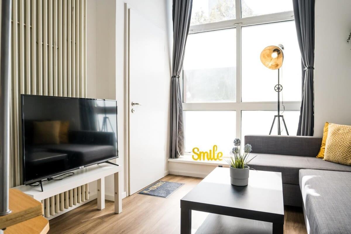 Industrial Loft In Berlin Mitte Lägenhet Exteriör bild