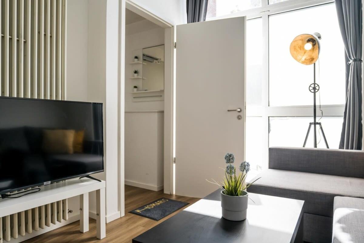 Industrial Loft In Berlin Mitte Lägenhet Exteriör bild