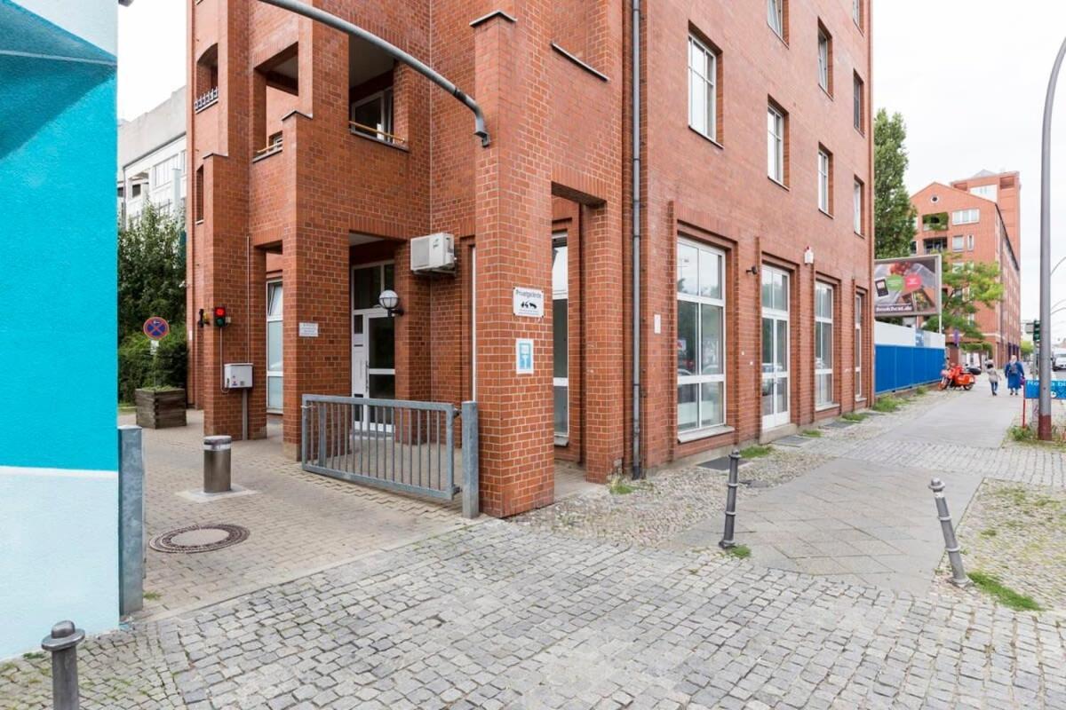 Industrial Loft In Berlin Mitte Lägenhet Exteriör bild